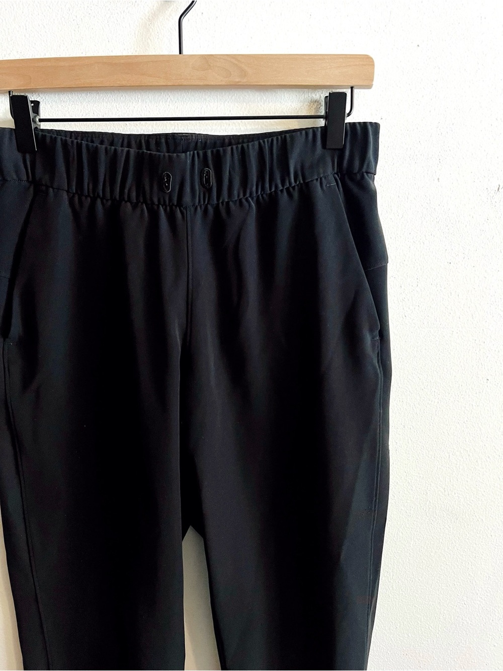lululemon on the fly jogger